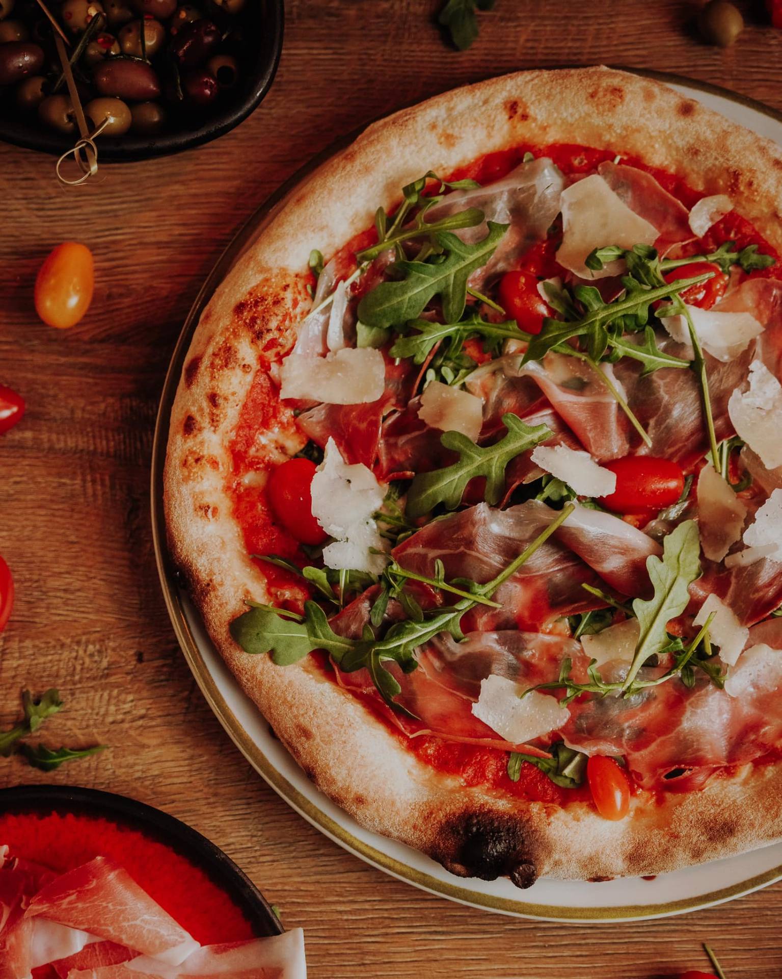 Prosciutto pizza used in the Tavoluna restaurant concept